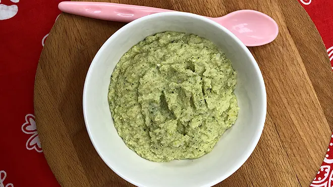 Kip met broccoli, nectarine en rijst - recepten voor babyvoeding