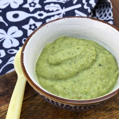Avocado, komkommer en appelpuree