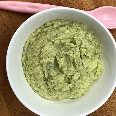 Kip met broccoli, nectarine en rijst - recepten voor babyvoeding