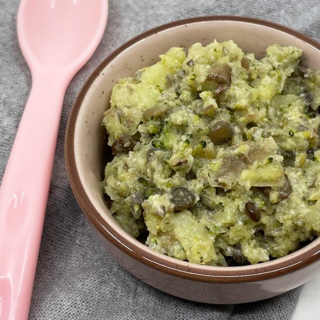 Linzen met broccoli, bleekselderij en appel